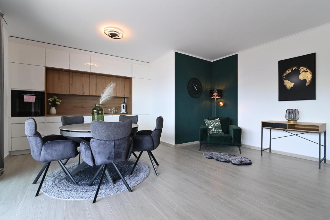Sea View Deluxe Apartment Риека Экстерьер фото