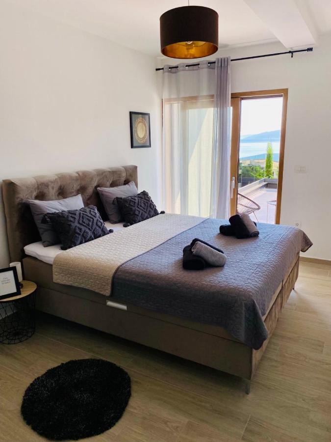 Sea View Deluxe Apartment Риека Экстерьер фото