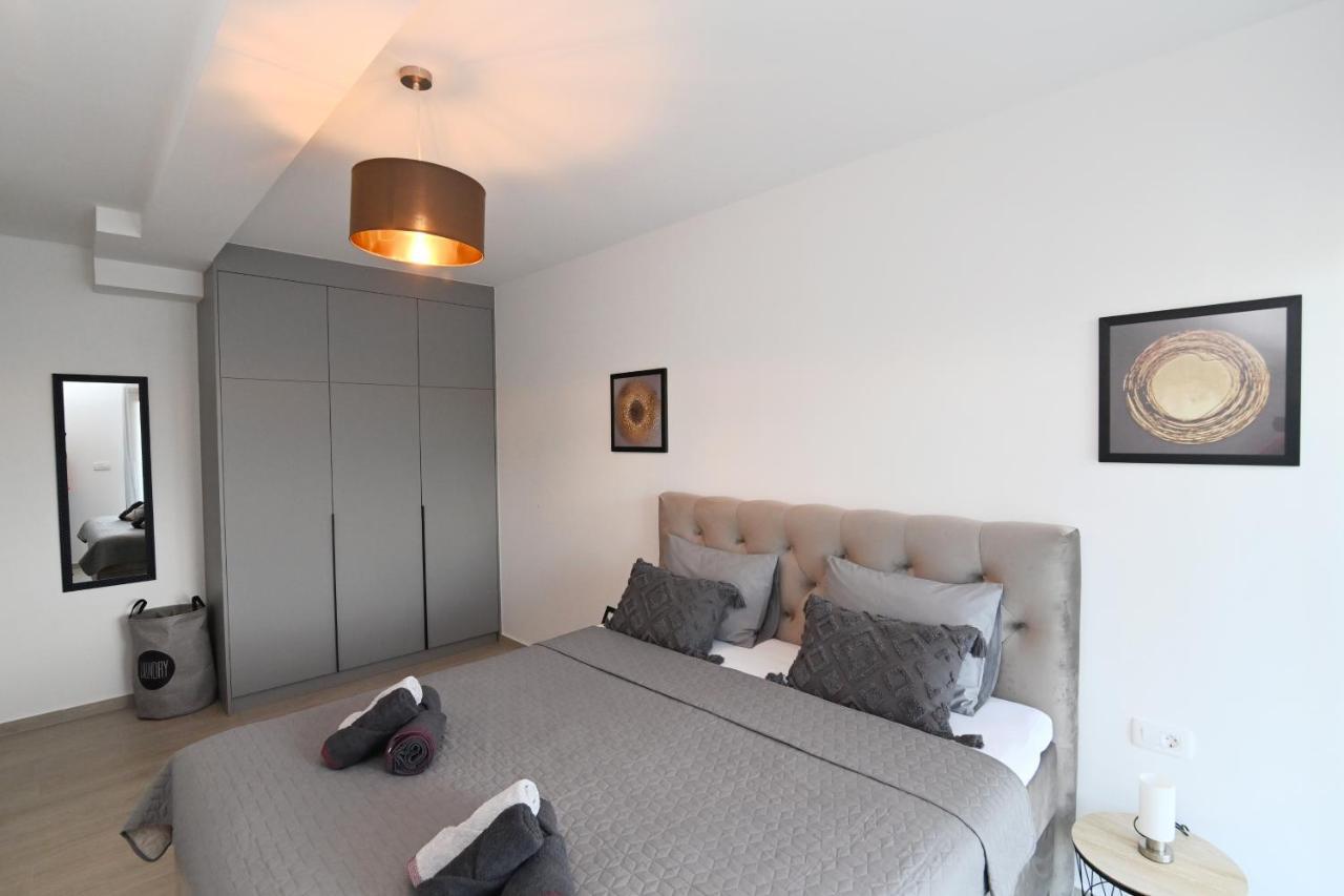 Sea View Deluxe Apartment Риека Экстерьер фото