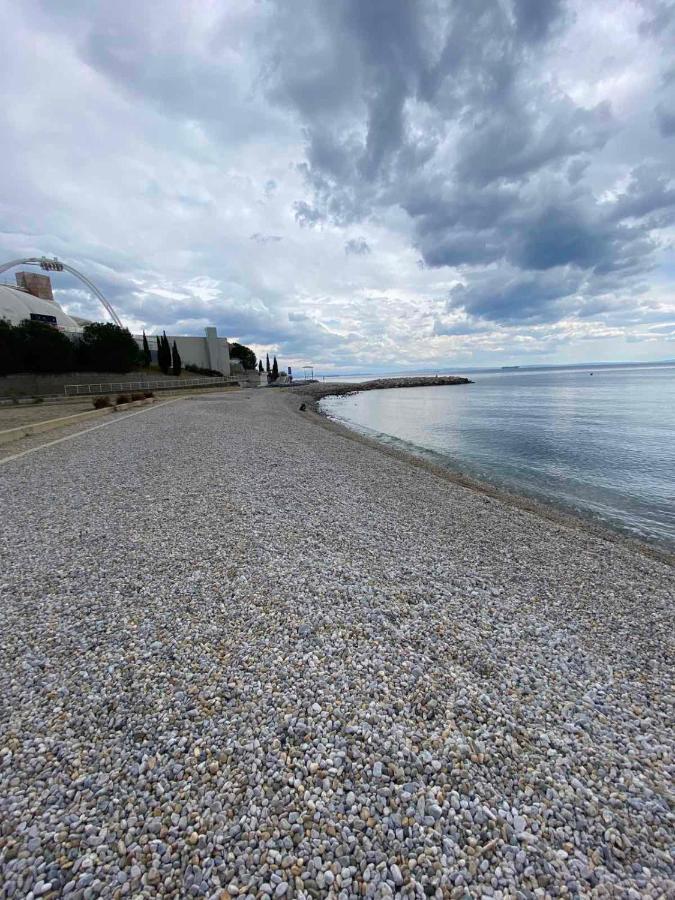 Sea View Deluxe Apartment Риека Экстерьер фото
